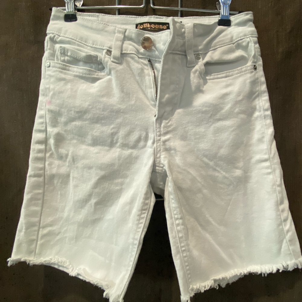 Dollhouse Juniors Frayed Hem Bermuda Shorts - Size 1/2